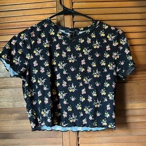 Forever 21 Floral Cropped Tee